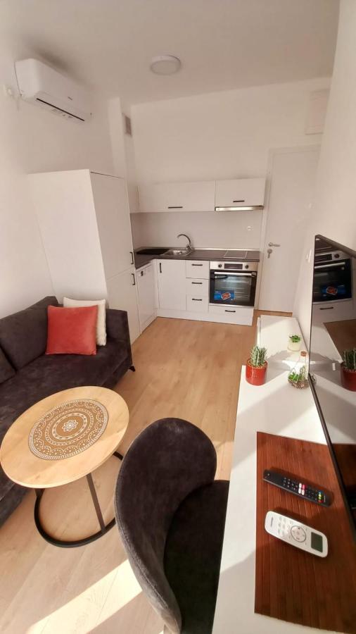 Cozy Apartments With Pool And Splendid Seaview Kavač Екстериор снимка