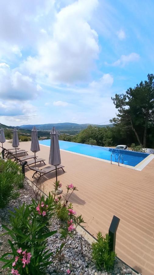Cozy Apartments With Pool And Splendid Seaview Kavač Екстериор снимка